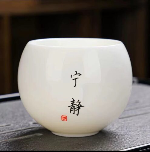 Eames plastic side chair photo review